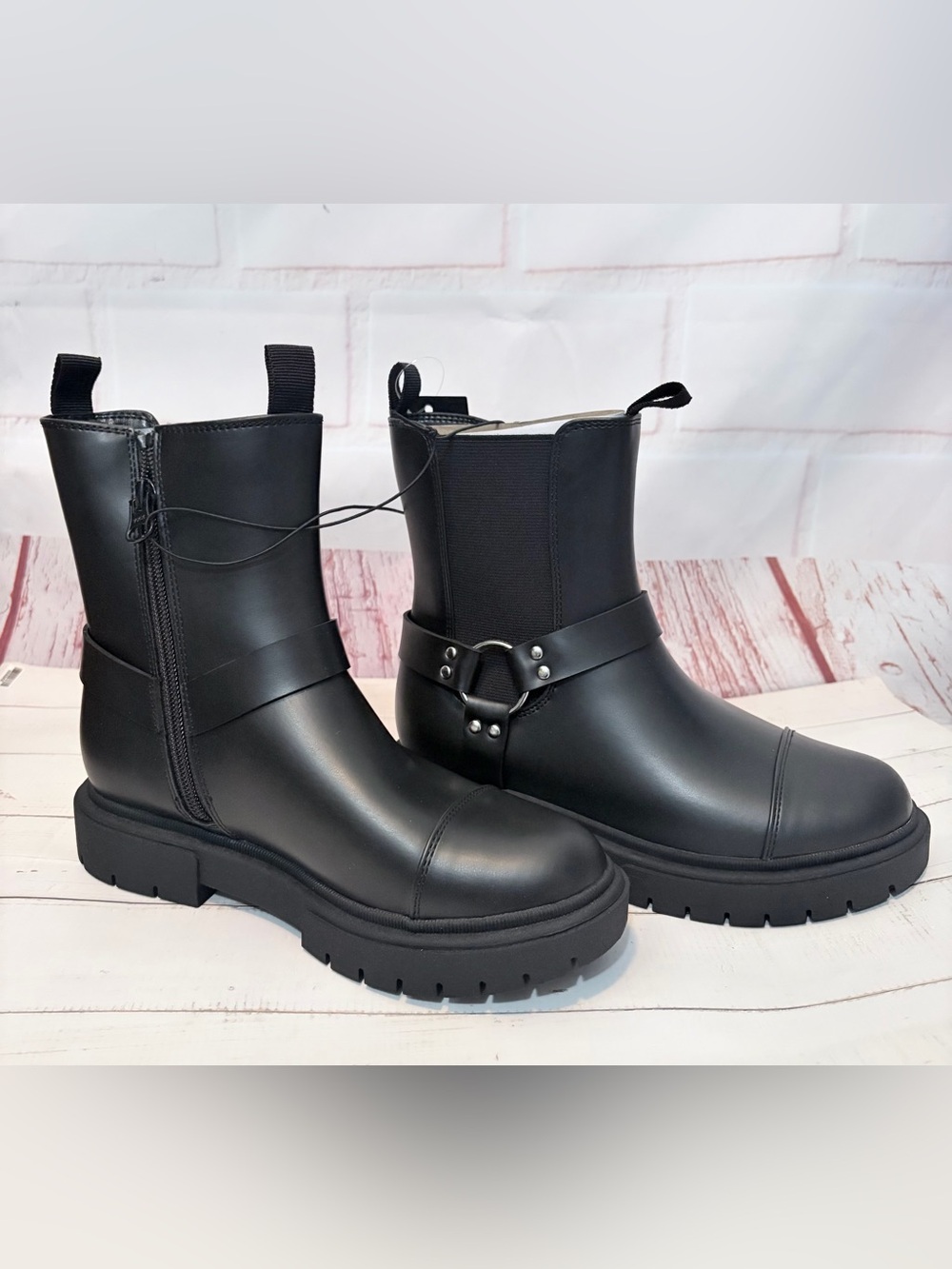 Art Class Crosby Boots Harness Moto Lug Sole  Size 3 NIB